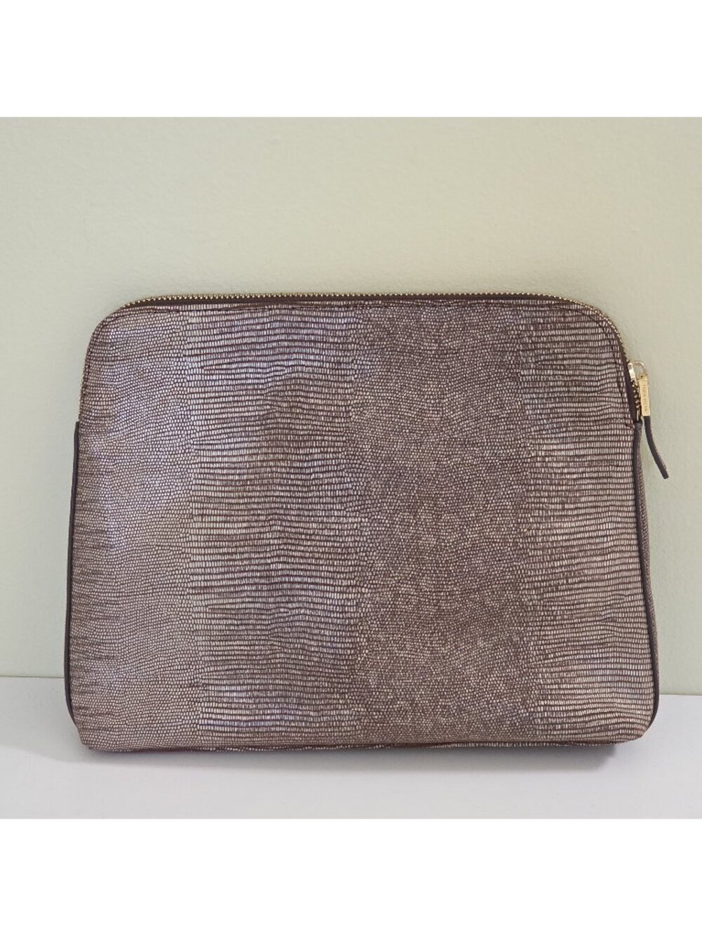 India Hicks Lizard Embossed Leather Clutch Pouch Bag Metallic Zip Organizer Edgy